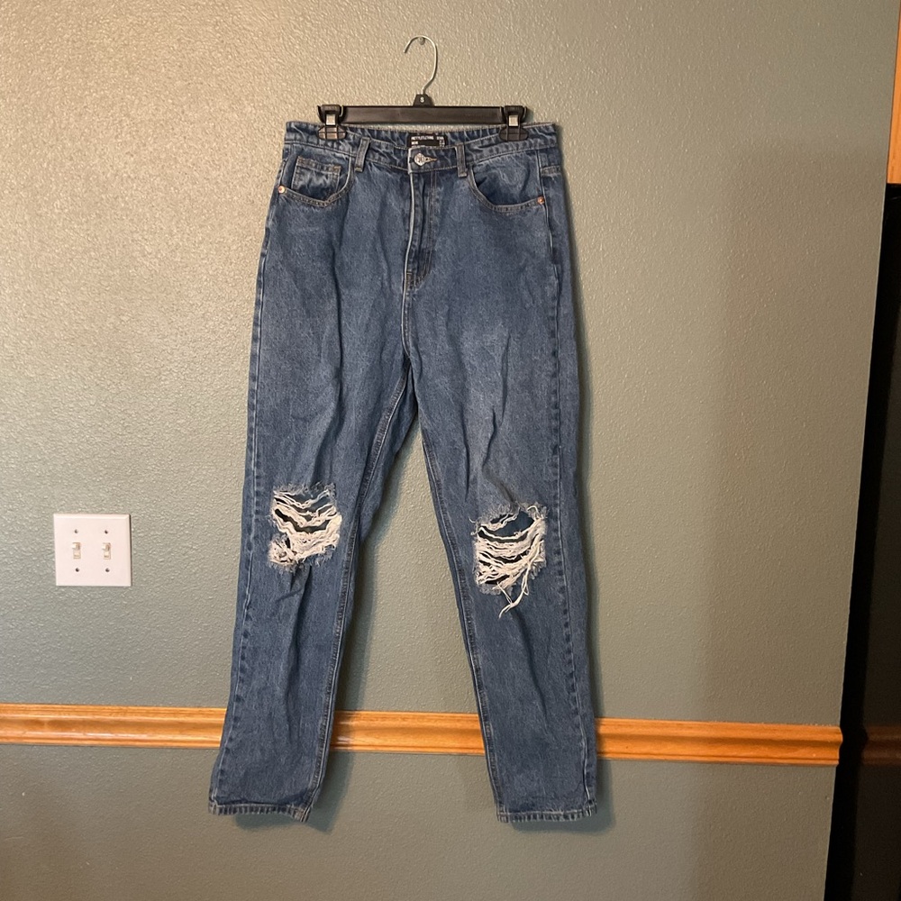 PrettyLittleThing Boyfriend Jeans in Blue